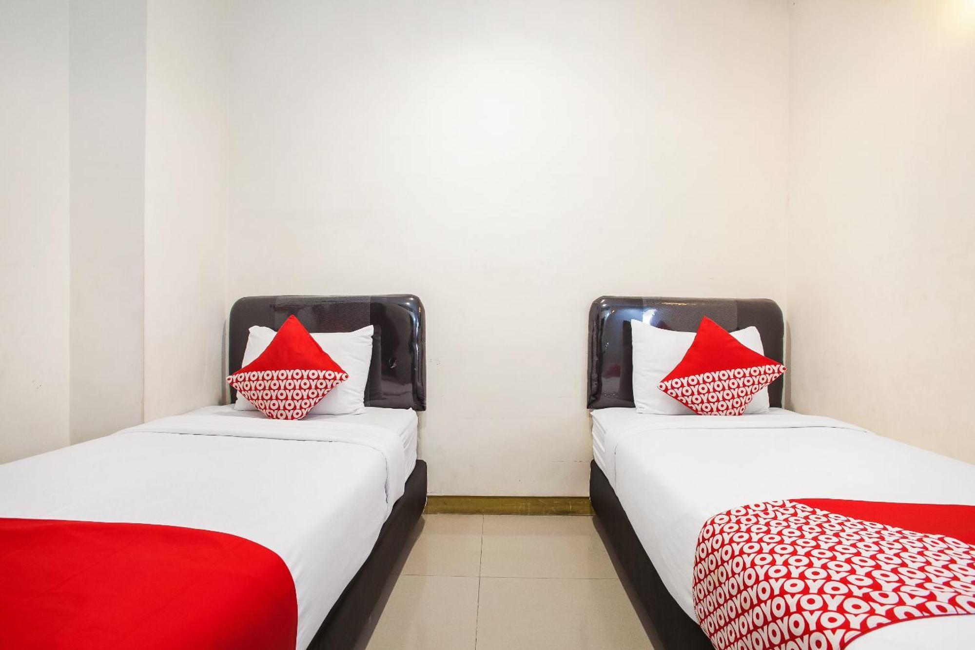 Hotel O Genteng Near Genteng Market Formerly Uno Hotel Surabaya Eksteriør billede