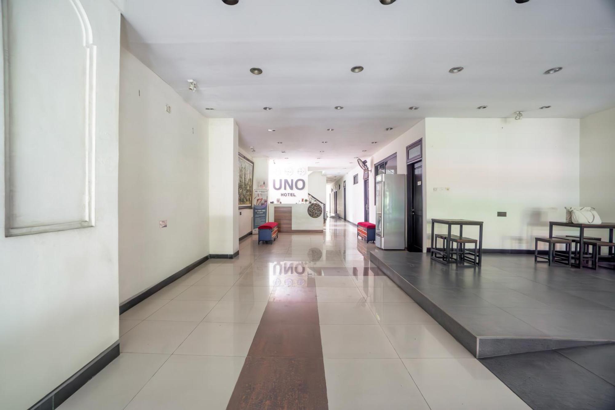Hotel O Genteng Near Genteng Market Formerly Uno Hotel Surabaya Eksteriør billede