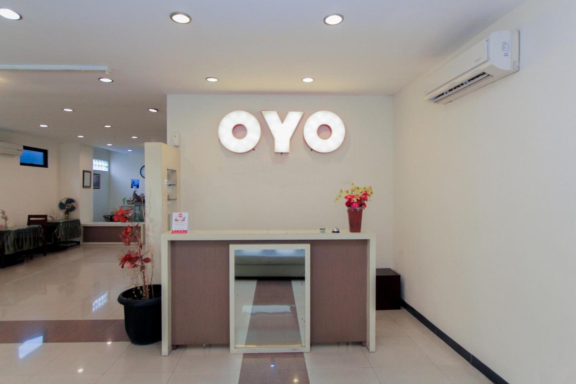 Hotel O Genteng Near Genteng Market Formerly Uno Hotel Surabaya Eksteriør billede